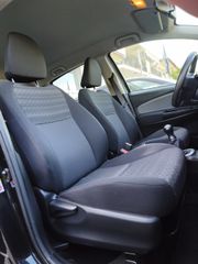 Toyota Yaris 2018 EDITION S-thumb-21
