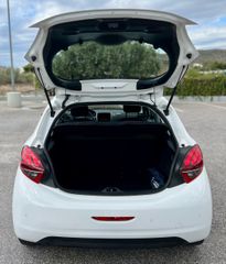Peugeot 208 2019 1.2 82hp/LED/ΟΘΟΝΗ/PARKTRONIC/CRUISE/NAVI/ΖΑΝΤΕΣ/EU6-thumb-5