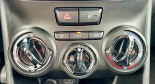 Peugeot 208 2019 1.2 82hp/LED/ΟΘΟΝΗ/PARKTRONIC/CRUISE/NAVI/ΖΑΝΤΕΣ/EU6-thumb-40