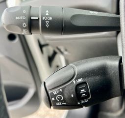 Peugeot 208 2019 1.2 82hp/LED/ΟΘΟΝΗ/PARKTRONIC/CRUISE/NAVI/ΖΑΝΤΕΣ/EU6-thumb-31