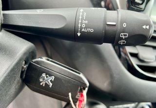 Peugeot 208 2019 1.2 82hp/LED/ΟΘΟΝΗ/PARKTRONIC/CRUISE/NAVI/ΖΑΝΤΕΣ/EU6-thumb-32