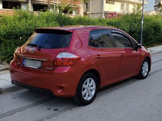 Toyota Auris 2012