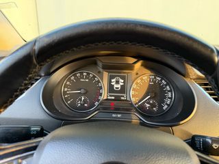 Skoda Octavia 2017-thumb-7