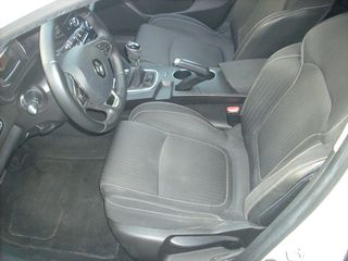 Renault Megane 2016 1.2 101 HP-thumb-10