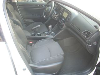 Renault Megane 2016 1.2 101 HP-thumb-15