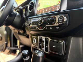 Jeep Wrangler 2022 Sahara 4xe Ulimited,Camera x2,Δερμα,Winter Pck,Navi,Ελληνικο-thumb-8