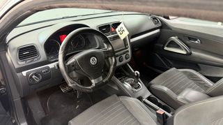 Volkswagen Scirocco 2009 1.4 TSI 160 HP-thumb-11