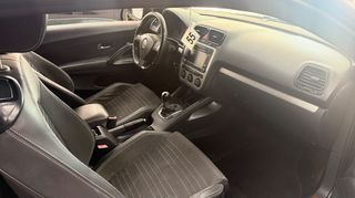 Volkswagen Scirocco 2009 1.4 TSI 160 HP-thumb-17