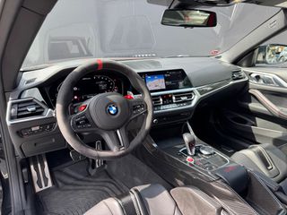 Bmw M4 2022 CSL-thumb-16