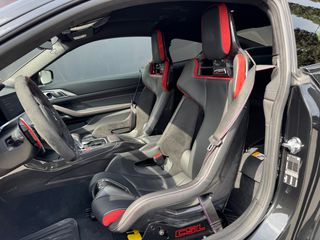 Bmw M4 2022 CSL-thumb-17