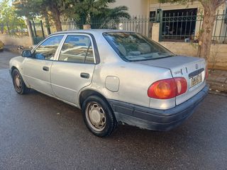 Toyota Corolla 2000-thumb-4