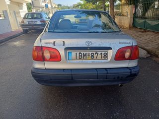 Toyota Corolla 2000-thumb-6
