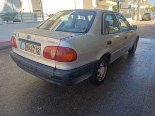 Toyota Corolla 2000-thumb-7