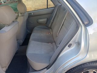Toyota Corolla 2000-thumb-10