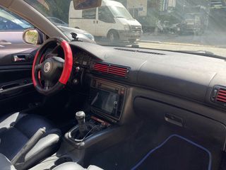 Volkswagen Passat 2000-thumb-6