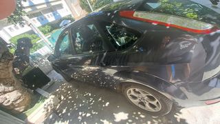 Ford Focus 2010-thumb-2