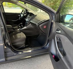 Ford Focus 2014 TITANIUM-thumb-16