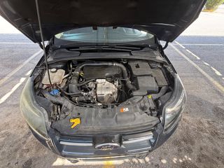 Ford Focus 2014 TITANIUM-thumb-18