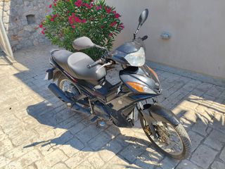 Yamaha CRYPTON-X135 2015