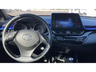 Toyota C-HR 2018 C-ULT-thumb-10