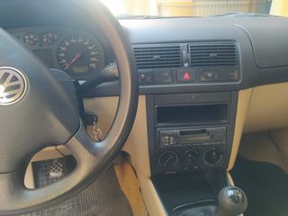 Volkswagen Golf 2000 1.4 TSI