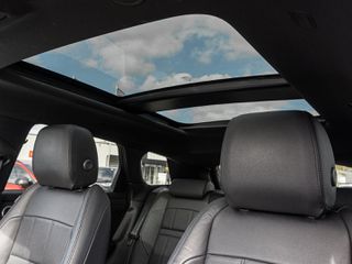 Land Rover Range Rover Evoque 2024 D200 Mild Hybrid R-Dynamic SE-thumb-5