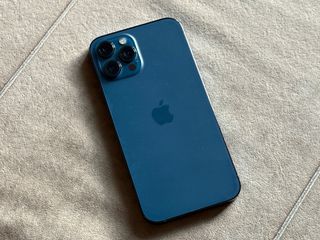 Apple iPhone 12 Pro Max (128 GB)