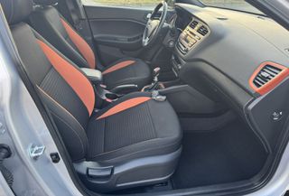 Hyundai i 20 2017 ACTIVE 1.0 T-GDI 120PS 6 TAXYTO FULL EXTRA EURO6B.!!-thumb-6
