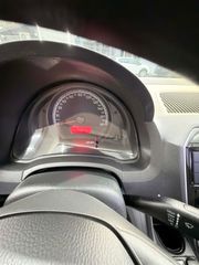 Volkswagen Up 2018-thumb-13