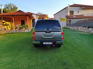 Nissan Navara 2021 NP300-thumb-3