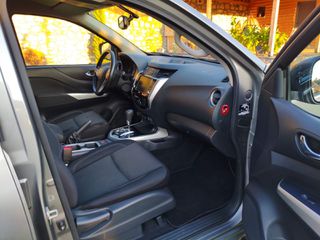 Nissan Navara 2021 NP300-thumb-8