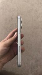apple iphone 17 pro max-thumb-4