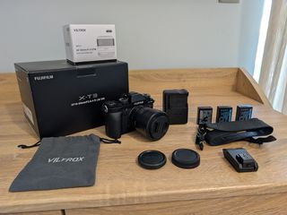 Πωλείται Fujifilm X-T3 2617 click Άριστη + Φακό και πολλά έξτρα