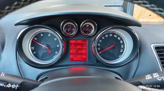 Opel Meriva 2015-thumb-13