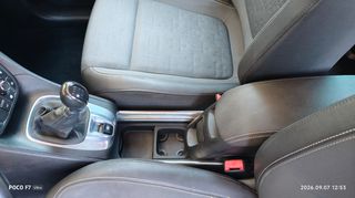 Opel Meriva 2015-thumb-26