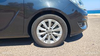Opel Meriva 2015-thumb-38