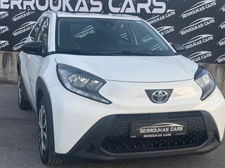 Toyota Aygo (X) 2022 X-PLAY-thumb-11