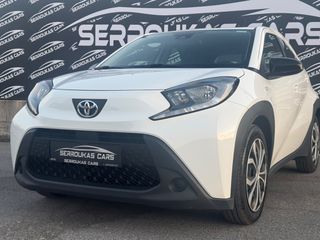 Toyota Aygo (X) 2022 X-PLAY-thumb-2