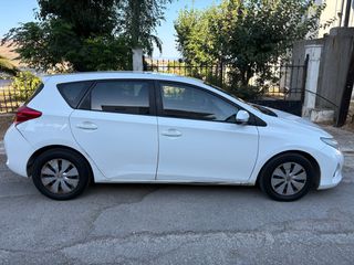 Toyota Auris 2013 1.4 D-4D DIESEL 6 TAXYTO