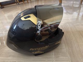 NOLAN X-804 ULTRA CARBON