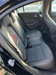 Mercedes-Benz A 180 2018-thumb-7