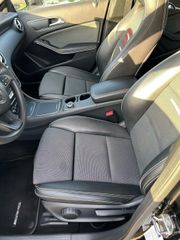 Mercedes-Benz A 180 2018-thumb-8