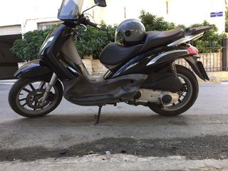 Piaggio Beverly 250 2006 BEVERLY 250 INJECTION