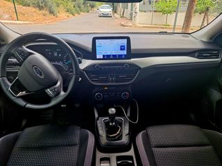 Ford Focus 2021 BUSINESS-thumb-11