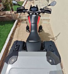 Moto Guzzi V 85 TT 2020-thumb-2