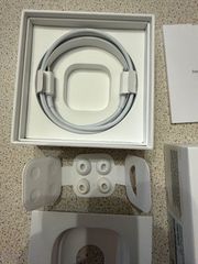 Air pods pro-thumb-3