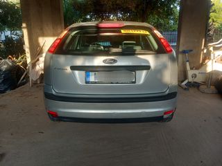 Ford Focus 2006-thumb-1