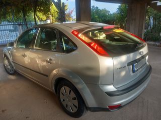 Ford Focus 2006-thumb-5