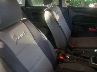 Ford Focus 2006-thumb-10