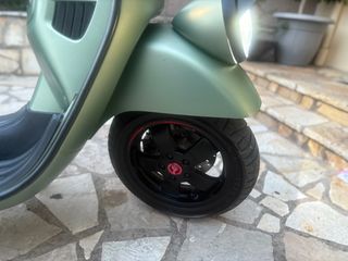 Vespa GTV 310 2018-thumb-2